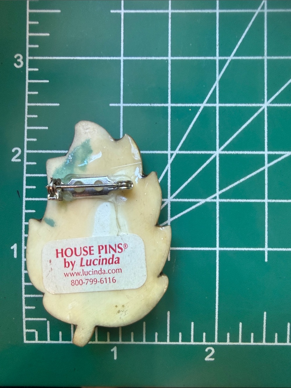 Rare House Pin by Lucinda: Welcome House Leaf Pin - Picture 3 of 5